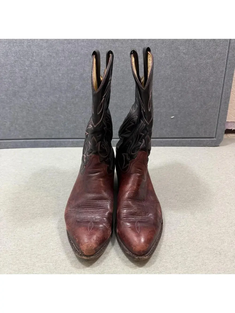 Tony Lama‎ #6559 Brown Leather Cowboy Boots Handcrafted Men Size 10.5D Vibram
